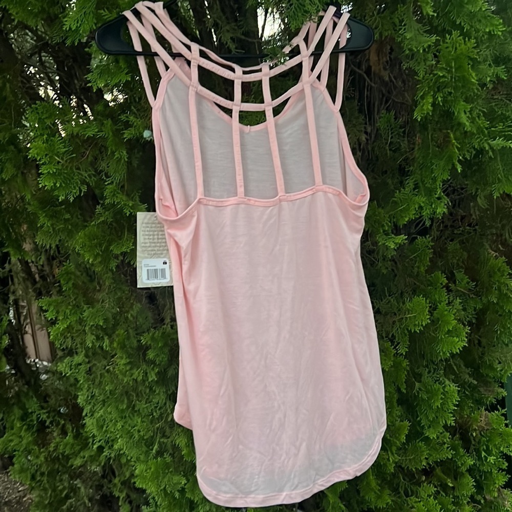 Balance Collection Top - Picture 6 of 6